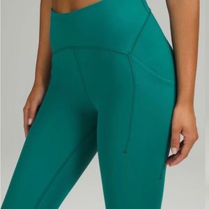 Lululemon Power Thru High Rise Crop 23"
Teal Lagoon